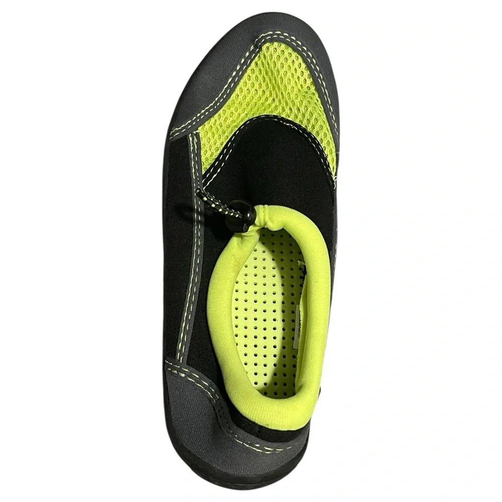 NWOT Athletic Works Kids Beach Water Shoe Size 2/3